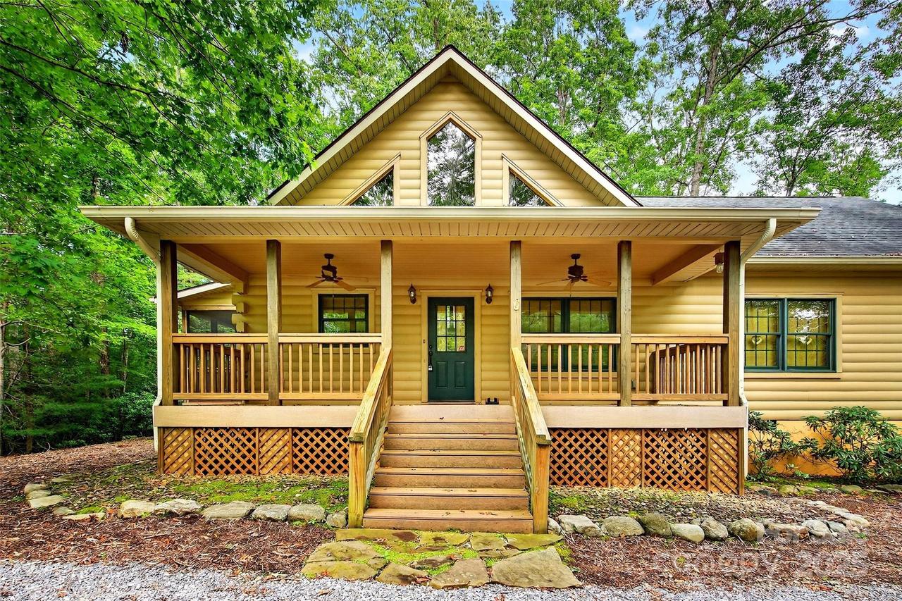 240 Ravenswood Dr., Marion, NC 28752