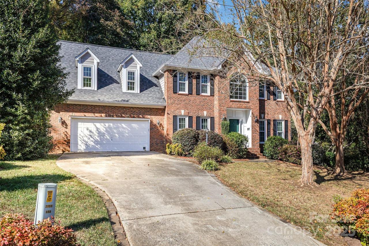 2507 Bathgate Ln., Matthews, NC 28105