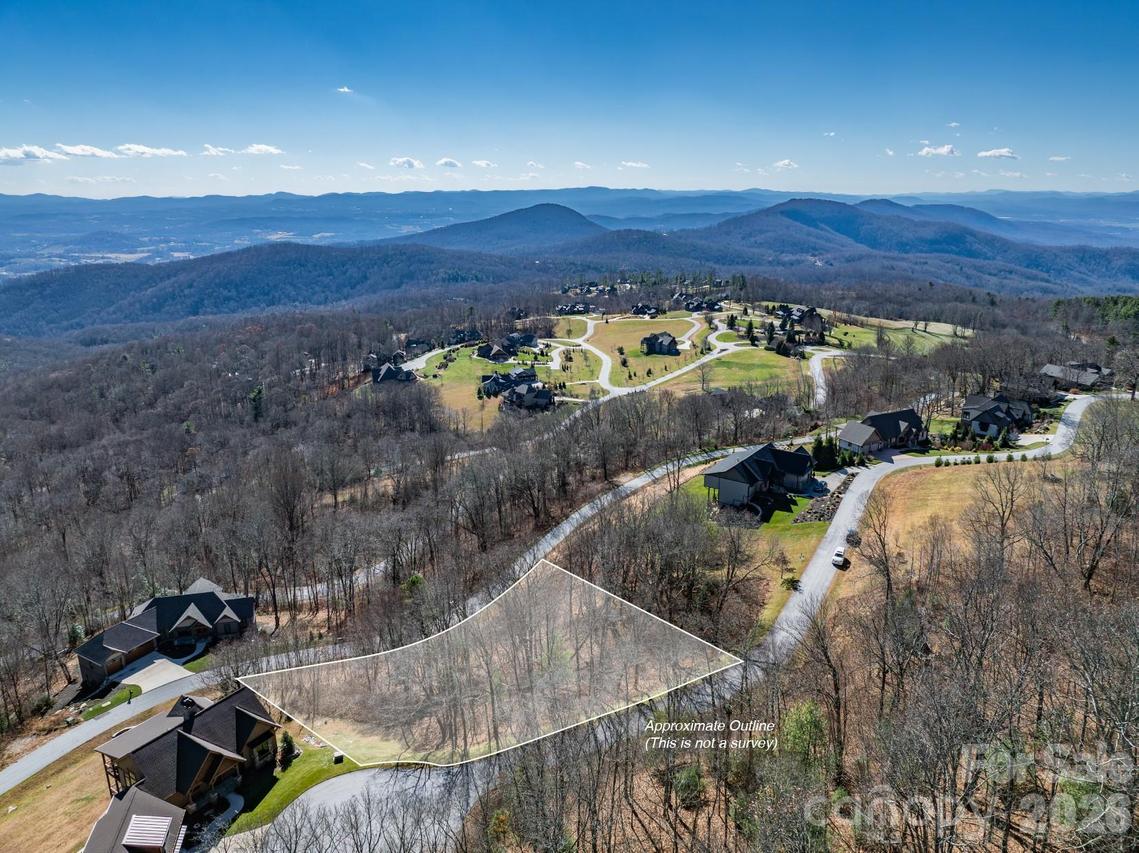 416 Summerset Dr. #83, Hendersonville, NC 28792