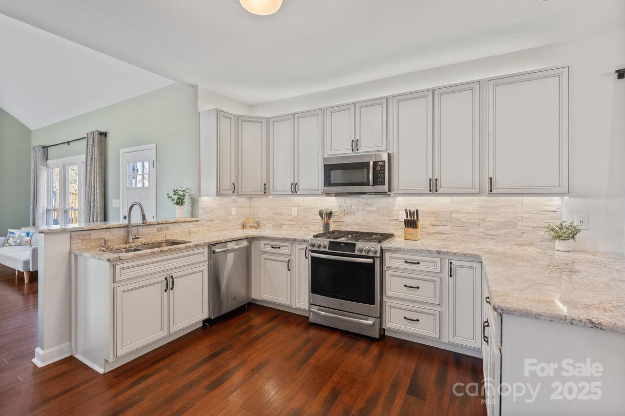 123 Southhaven Dr., Mooresville, NC 28117