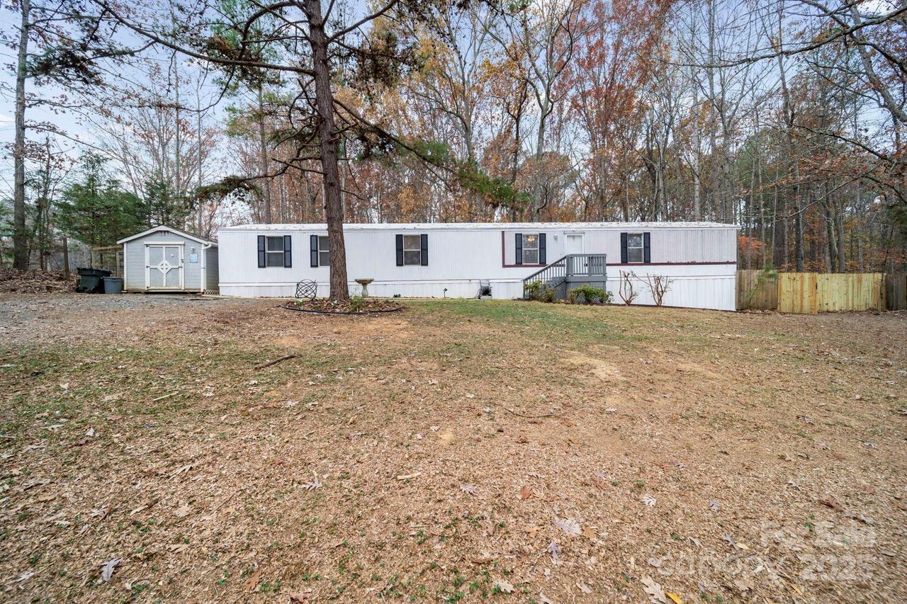 4120 Glenola Dr., Waxhaw, NC 28173