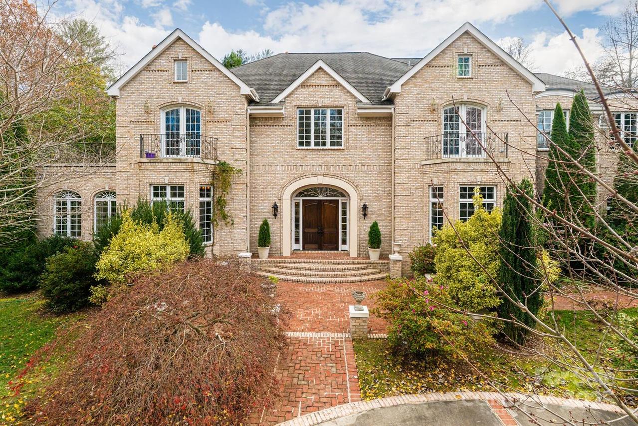 150 Rainbow View Dr., Fletcher, NC 28732