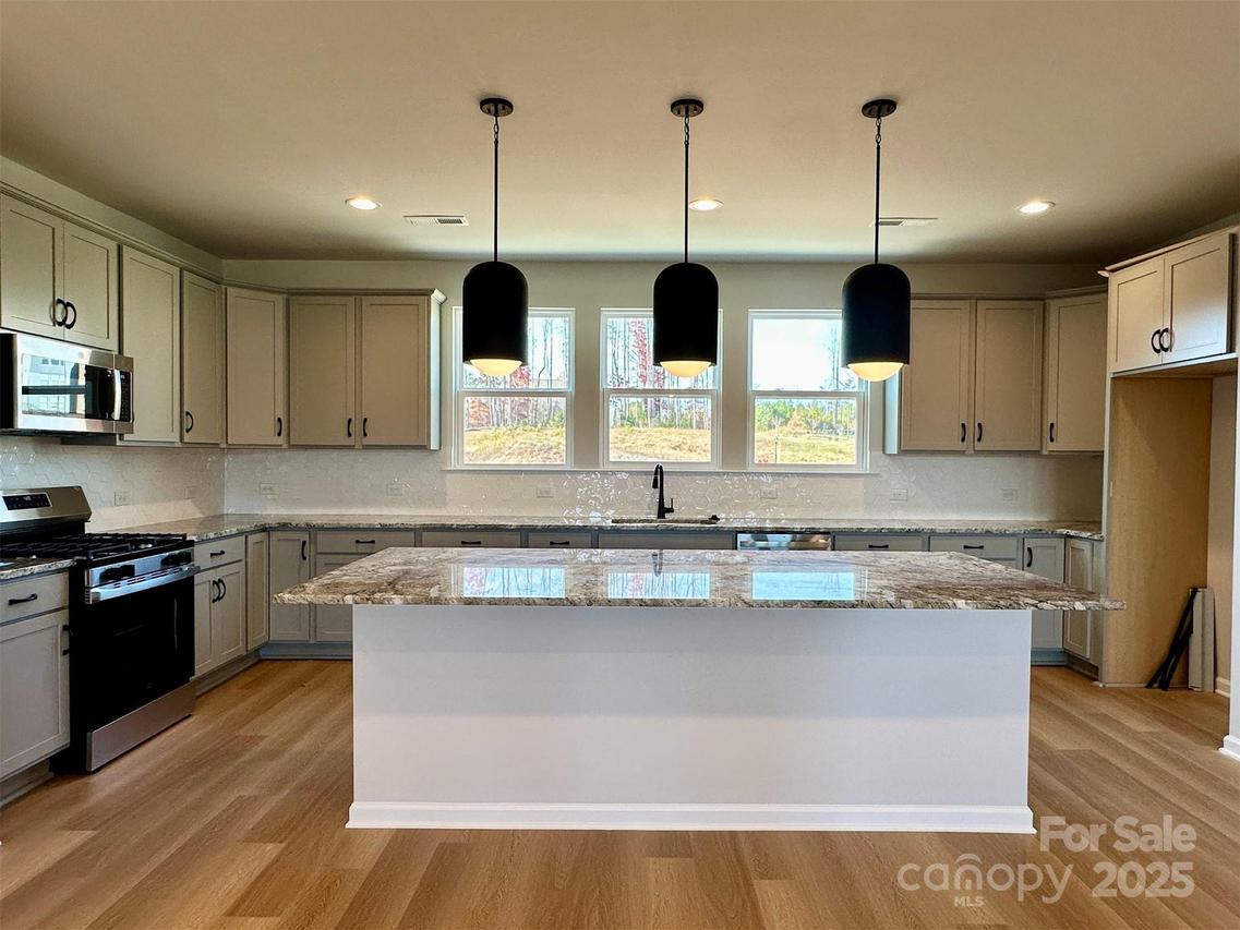 246 Ferebee Pl. #BRX0072, Charlotte, NC 28213