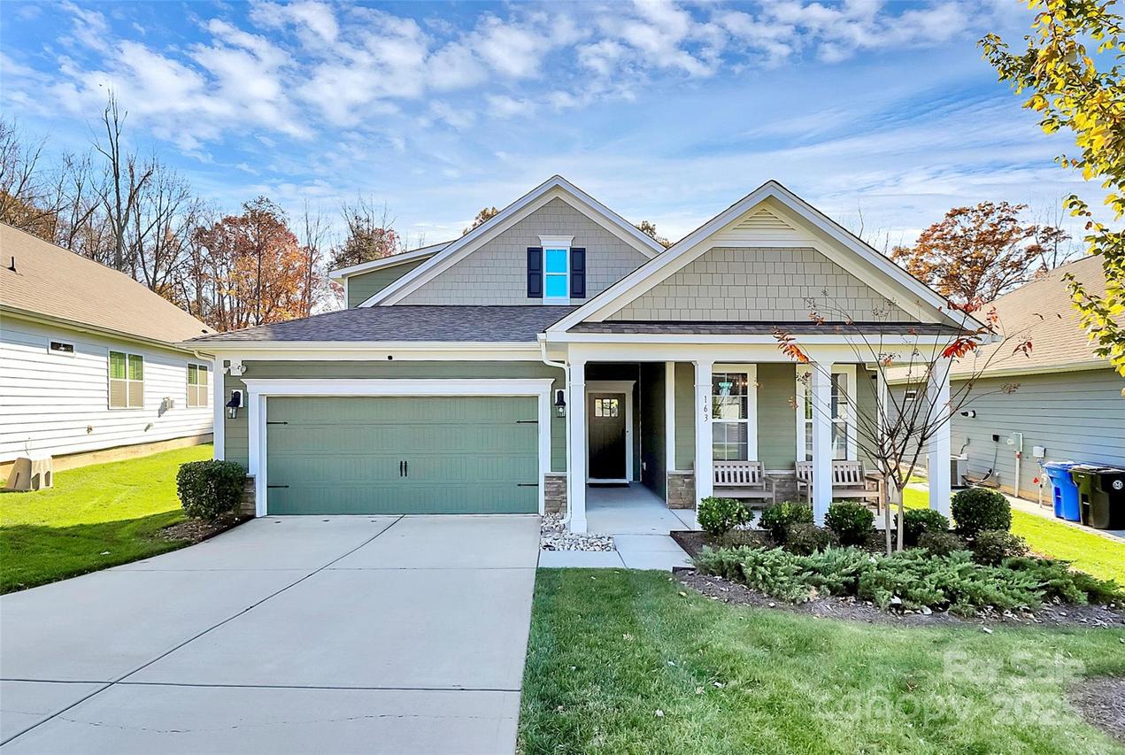 163 Hanks Bluff Dr., Mooresville, NC 28117
