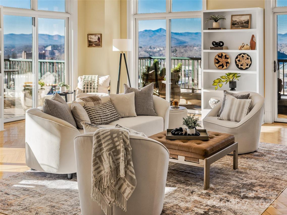 21 Battery Park Ave. #702, Asheville, NC 28801