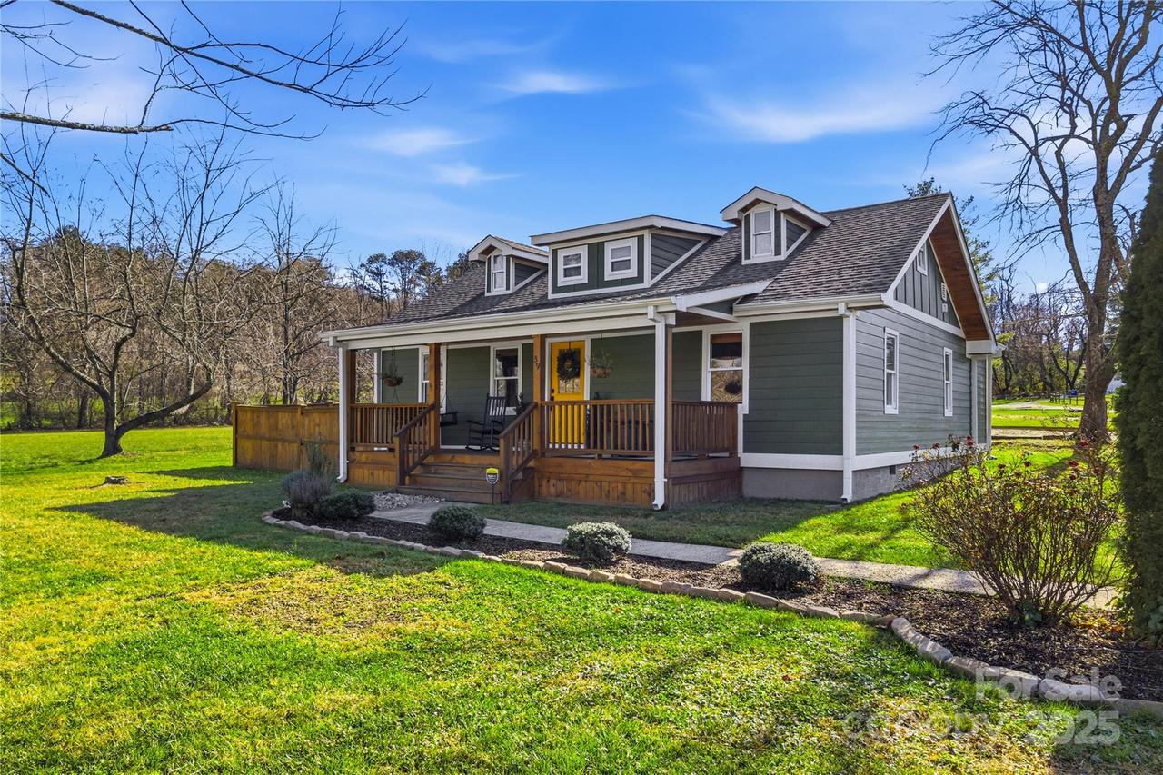 39 W Haven Dr., Arden, NC 28704