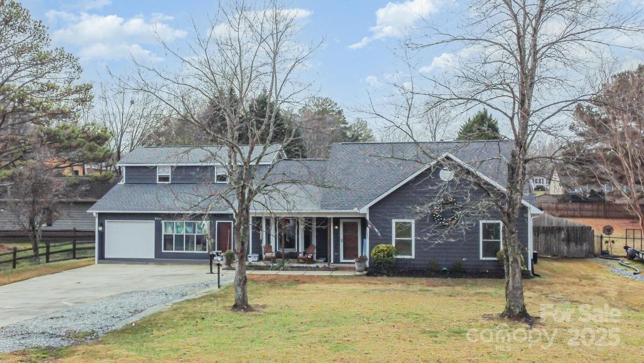 2241 Indian Cross Tr., Matthews, NC 28104