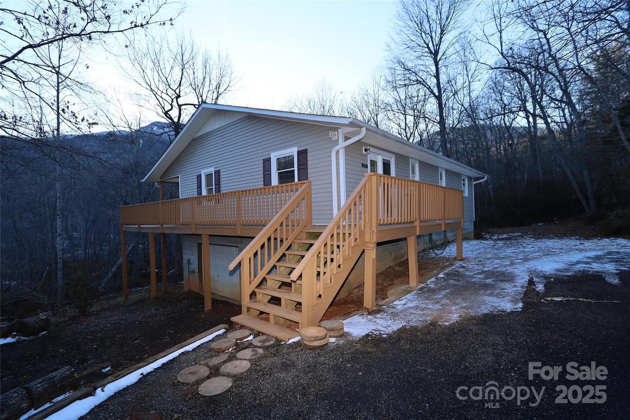 249 Cherry Hollow Rd. #42, Burnsville, NC 28714