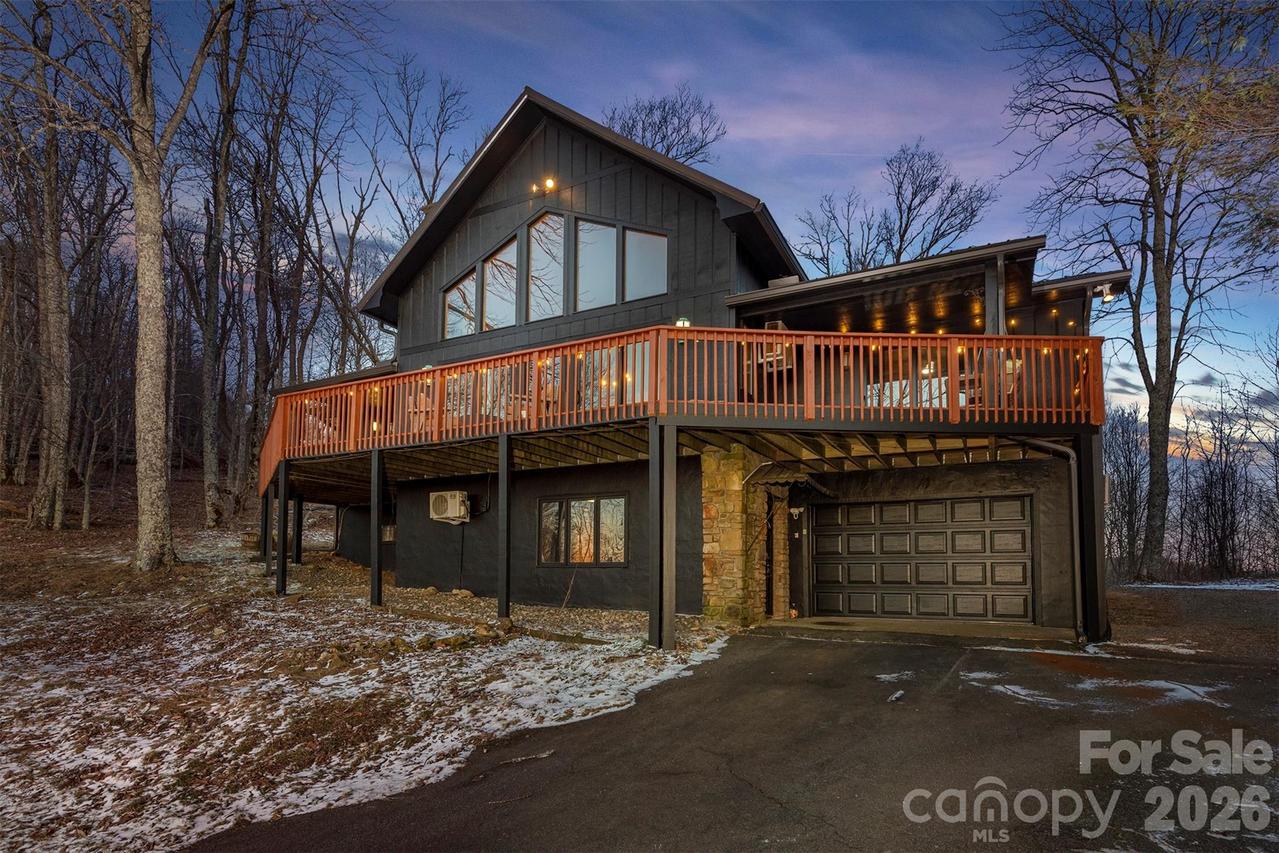 2338 El Miner Dr., Mars Hill, NC 28754