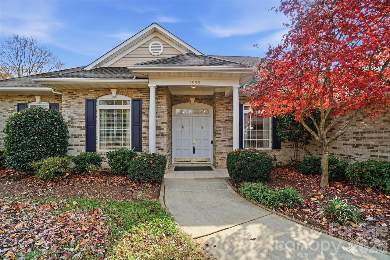 1855 Cameron Heights Cir., Denver, NC 28037