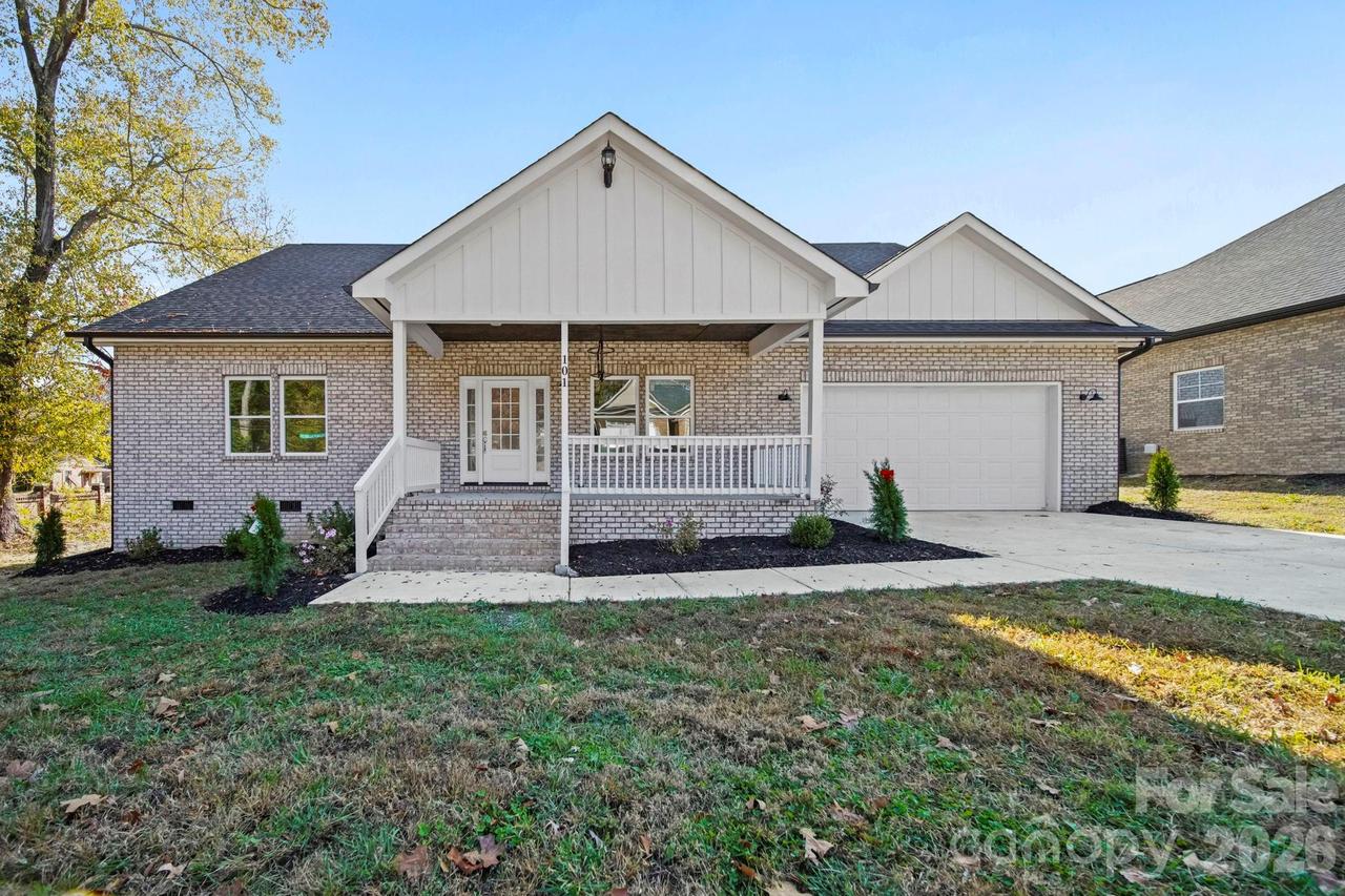 101 Wadesborough Pl., Wadesboro, NC 28170