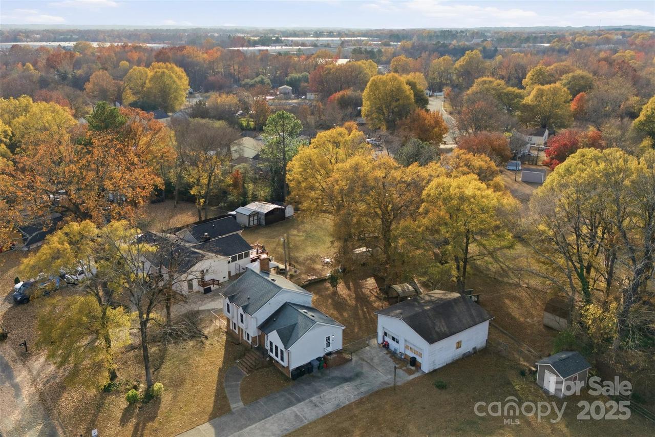 2708 Johnny Reb Ln., Charlotte, NC 28273