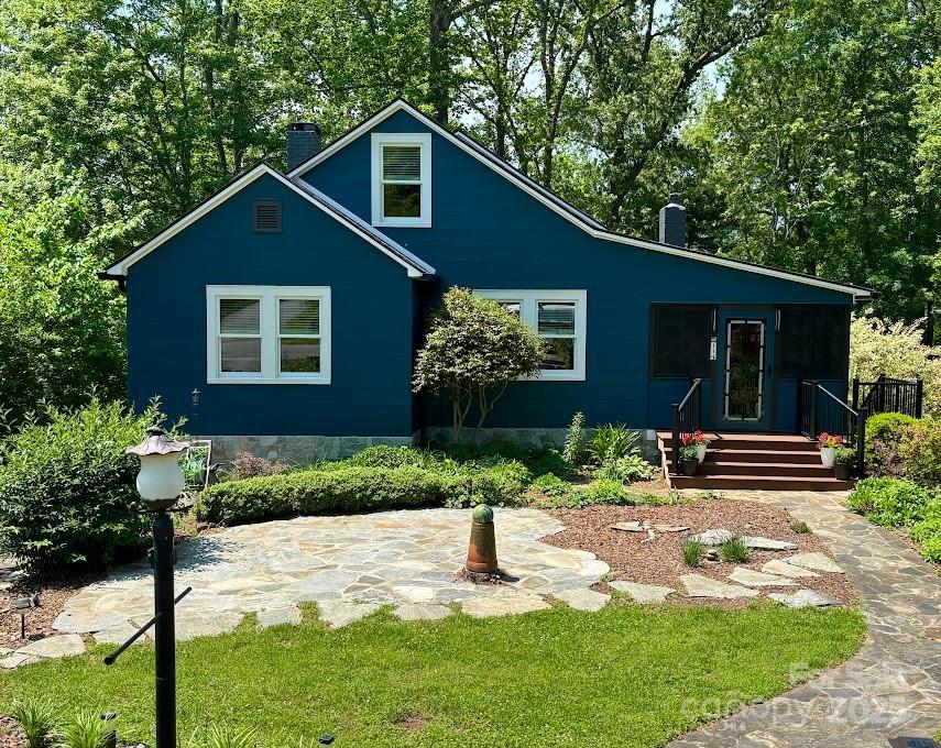 114 Broadway Ave., Tryon, NC 28782