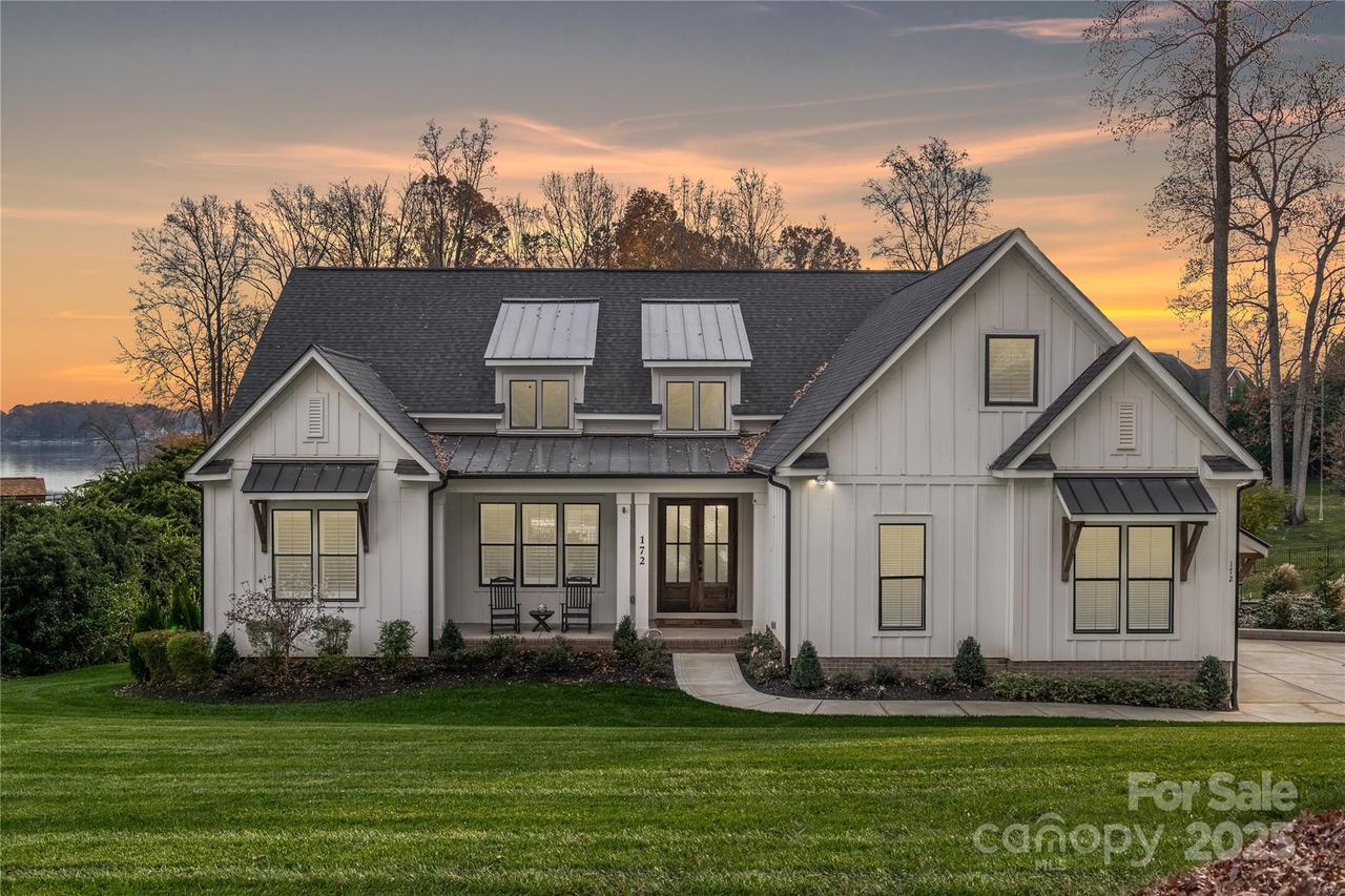 172 Broadbill Dr., Mooresville, NC 28117