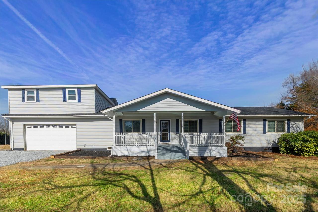 228 Brumley Rd., Mooresville, NC 28115
