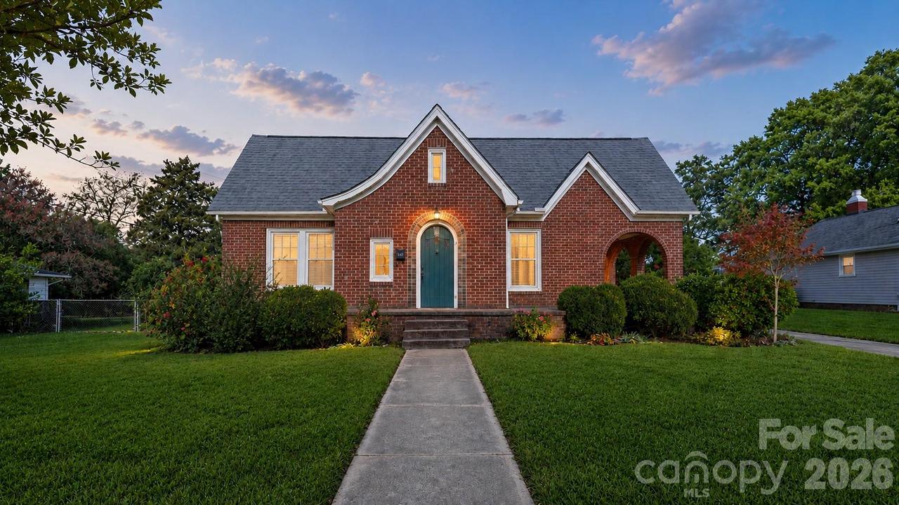 552 Hyde Park Dr., Concord, NC 28025