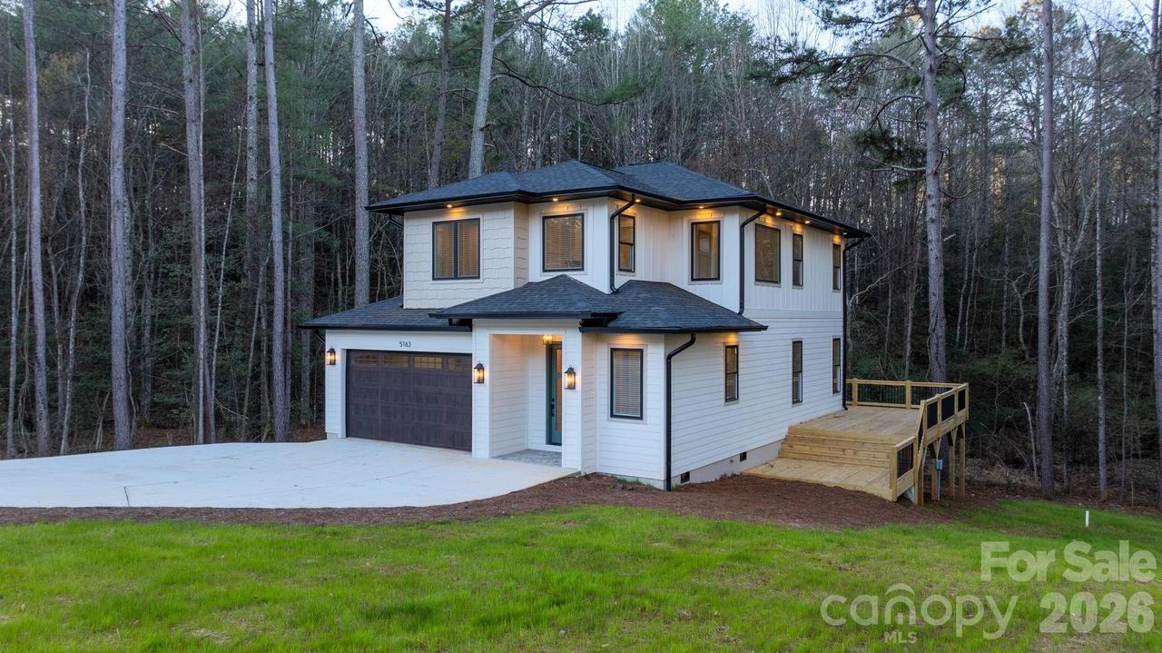 5163 Hurricane Hill Rd., Granite Falls, NC 28630
