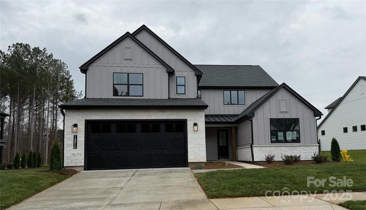 14016 Roosevelt Grove Dr., Huntersville, NC 28078