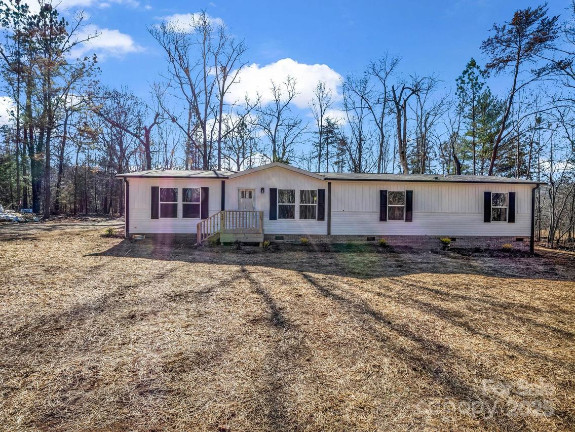 844 Tiney Rd., Bostic, NC 28018