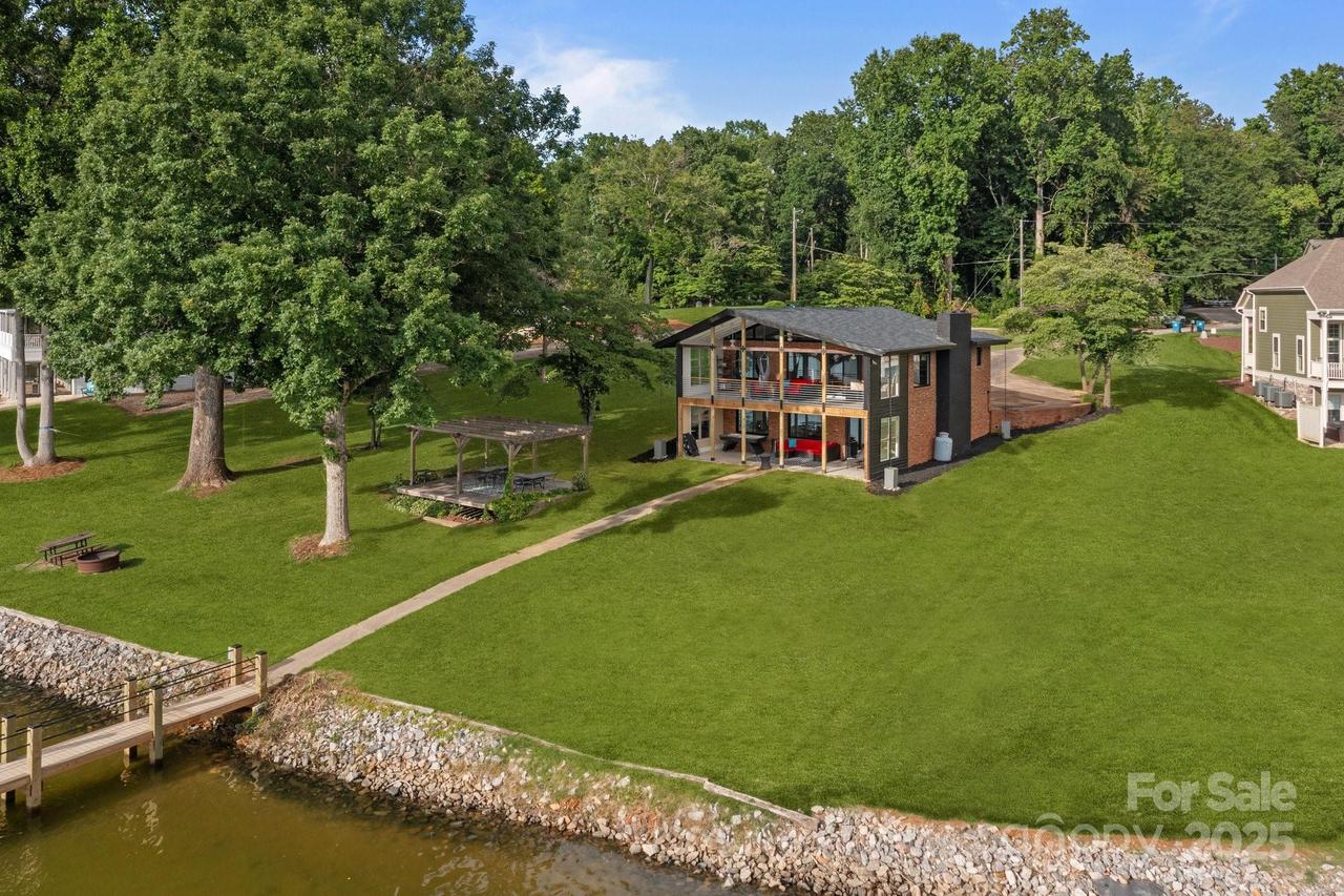 4159 Todd St., Sherrills Ford, NC 28673