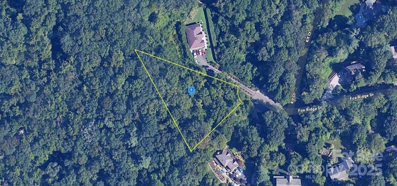 63 Foxridge Dr., Fletcher, NC 28732