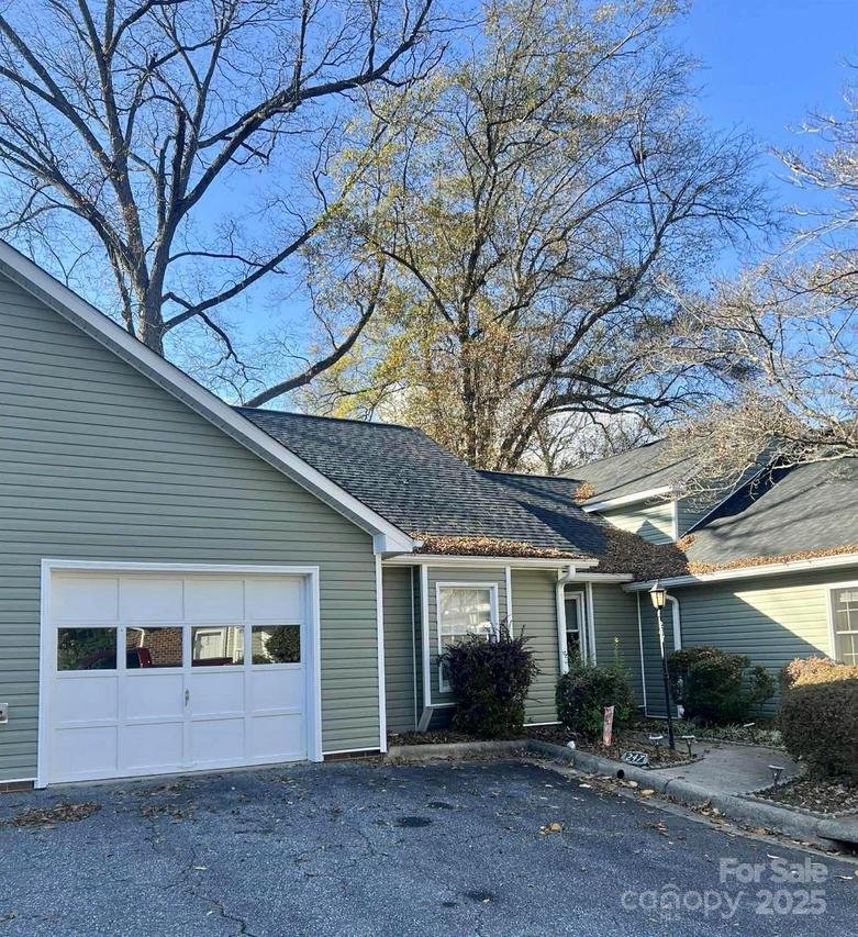 247 5th Ave. #8, Hickory, NC 28601