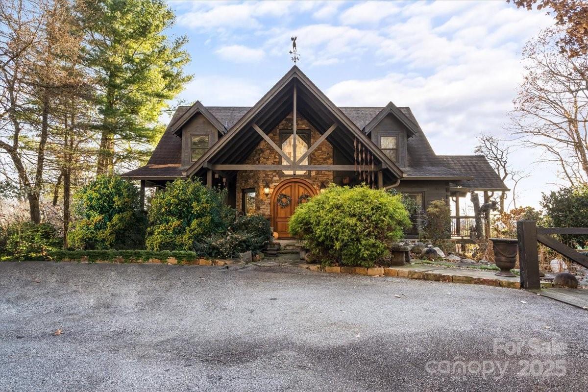 2919 Highland Gap Rd., Scaly Mountain, NC 28775