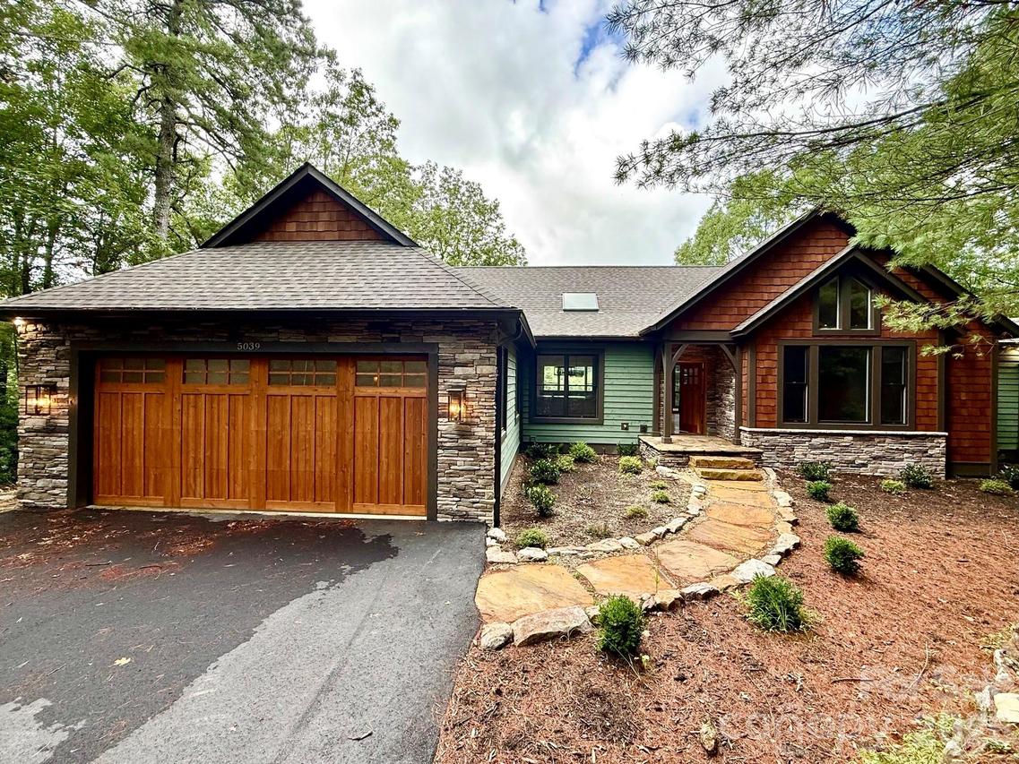 5039 Connestee Tr., Brevard, NC 28712
