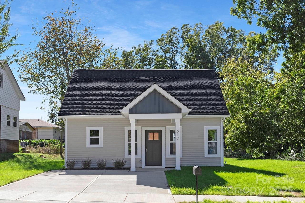 1822 Wilson W Lee Blvd., Statesville, NC 28677