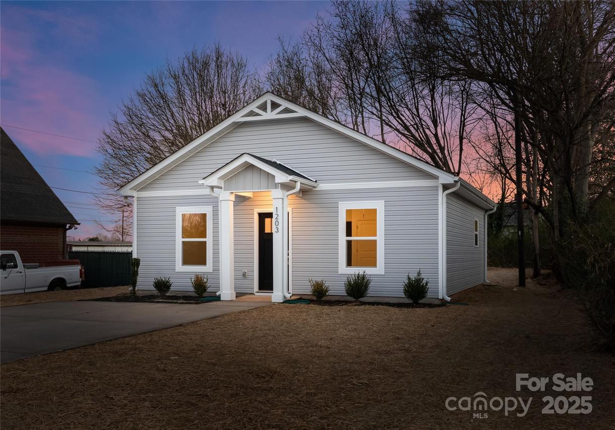 1822 Wilson W Lee Blvd., Statesville, NC 28677