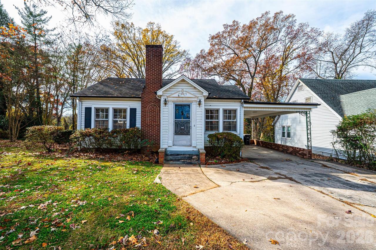 538 Salisbury Rd., Statesville, NC 28677
