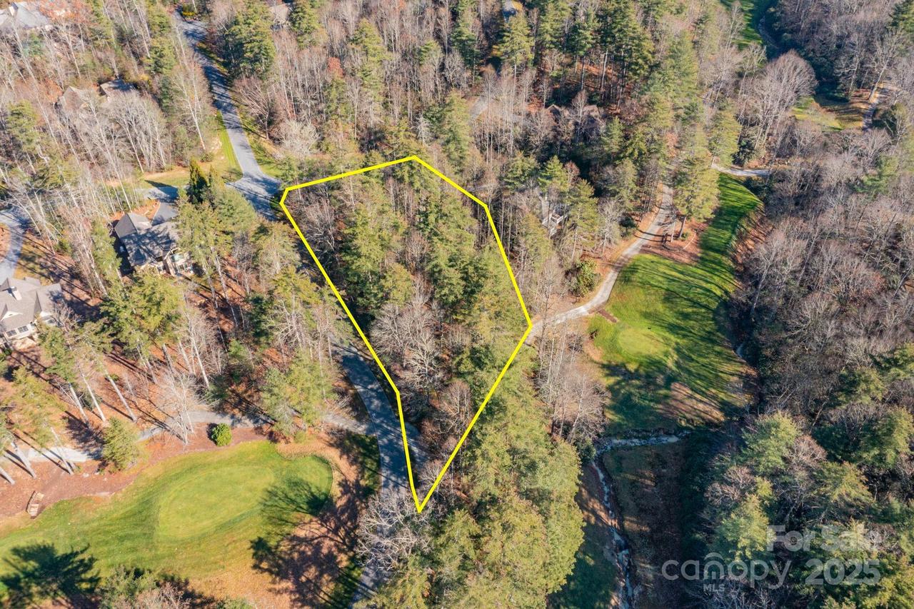 139 Chattooga Run #221, Hendersonville, NC 28739
