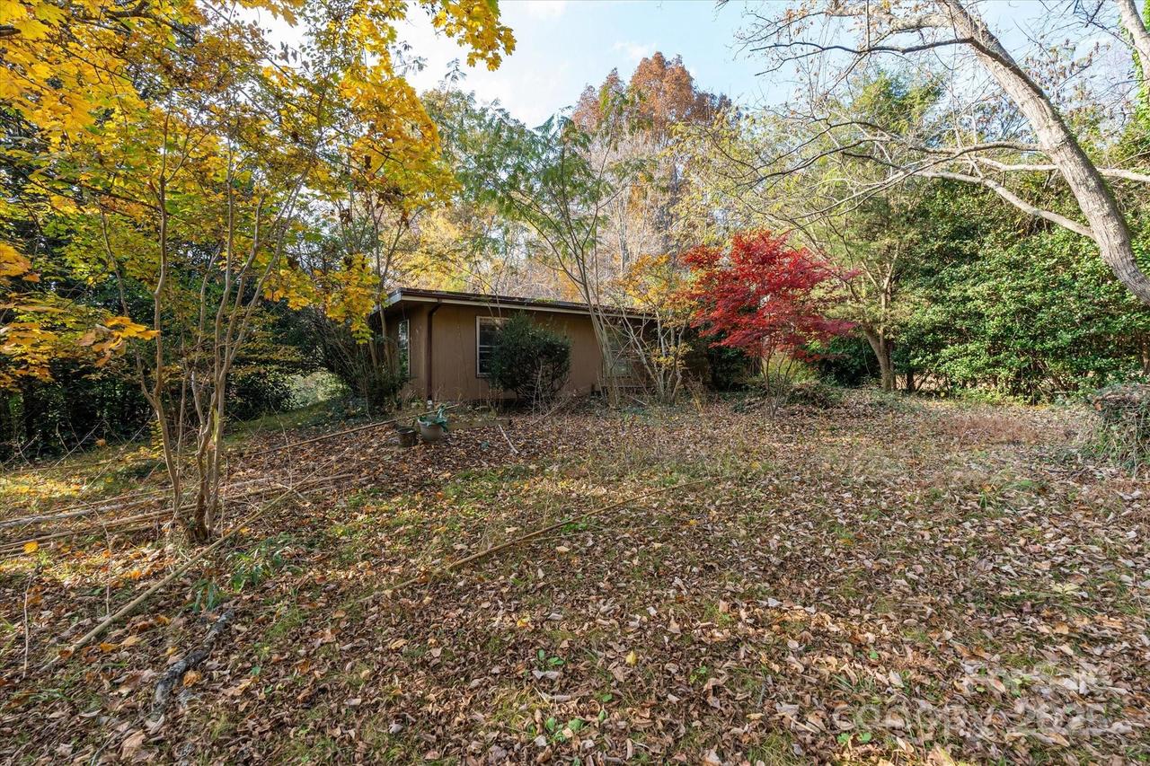 1888 Pea Ridge Rd., Mill Spring, NC 28756