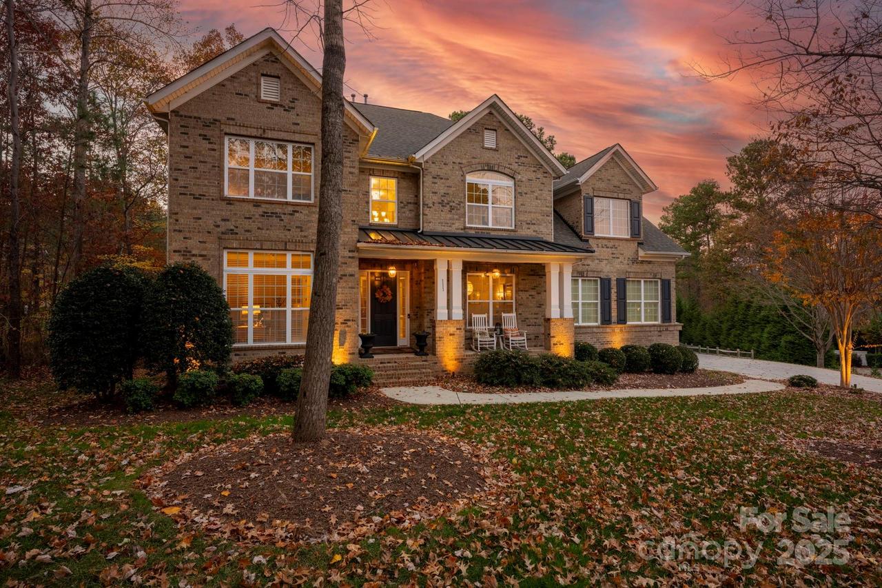 111 Stamford Ct., Mooresville, NC 28117