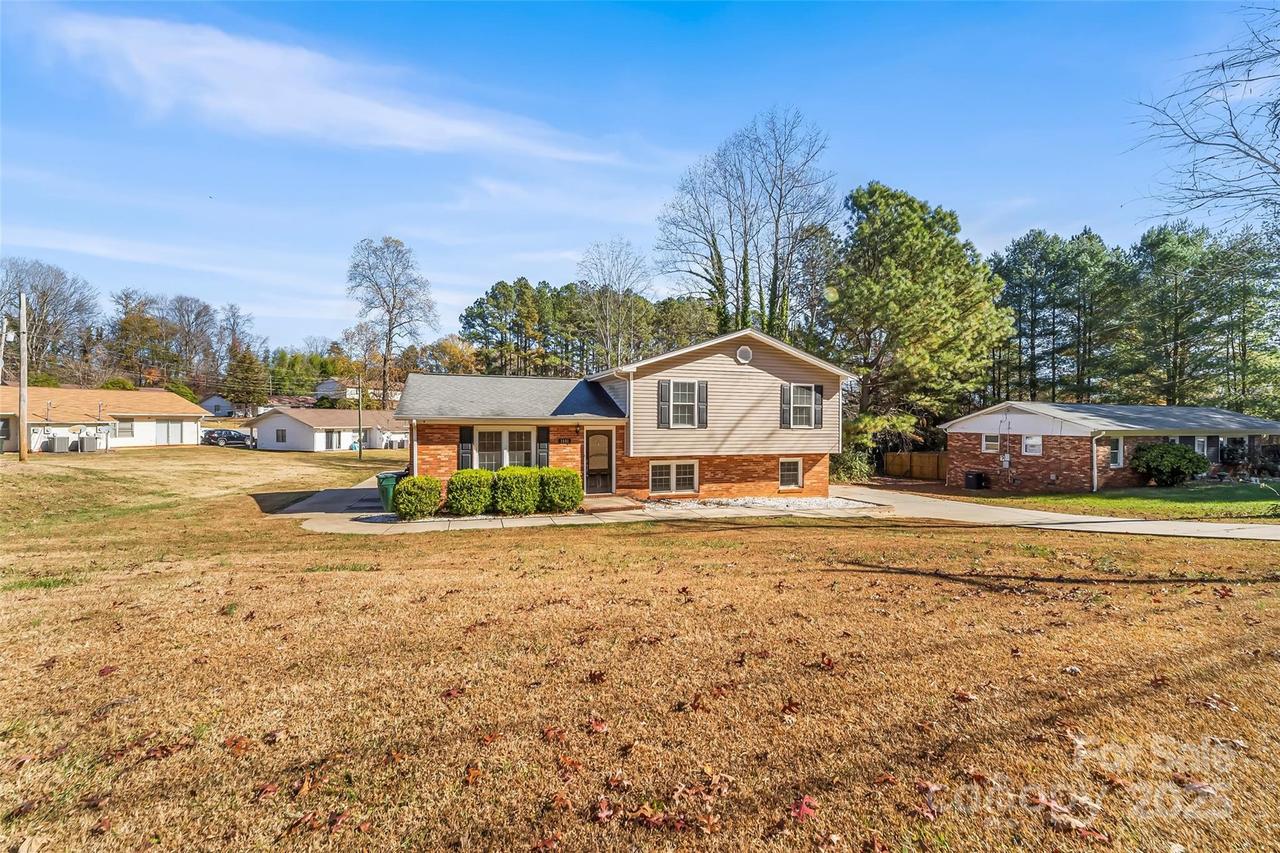 1401 Southwest Blvd., Newton, NC 28658