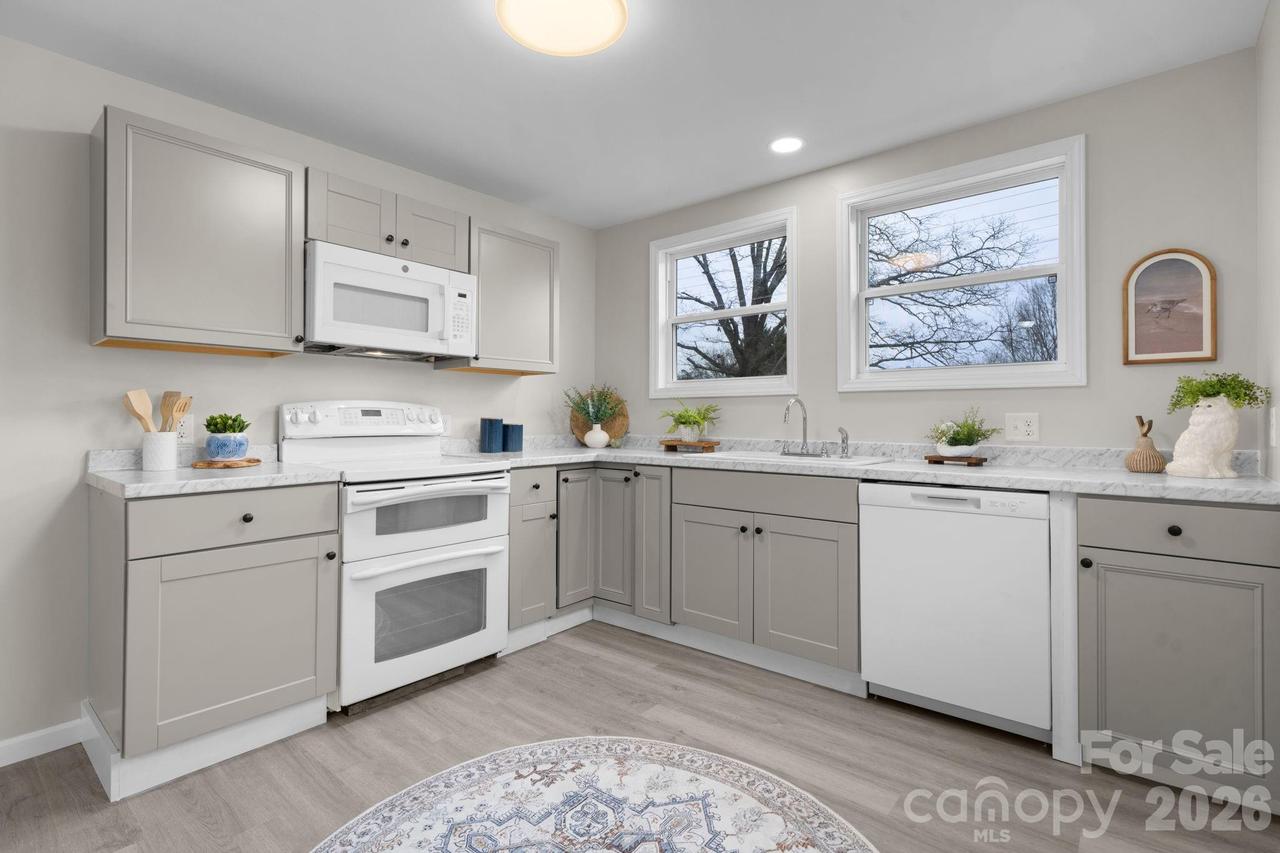 4647 16th Street Dr., Hickory, NC 28601