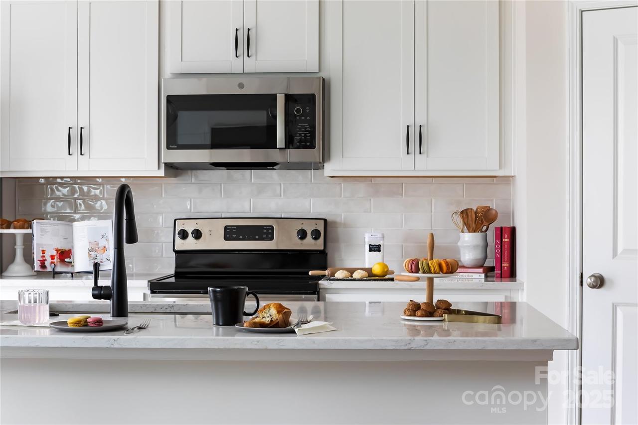 6013 Longar Ln., Charlotte, NC 28269