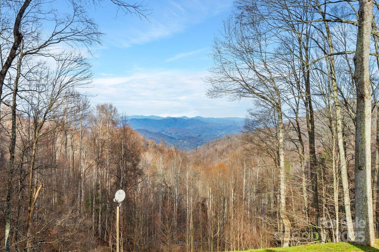 2650 Secluded Valley Rd., Marshall, NC 28753
