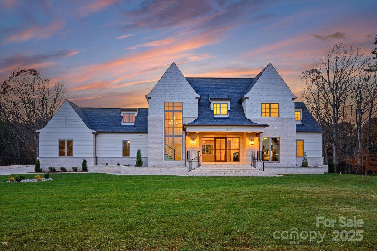7122 Asbury Village Ln., Huntersville, NC 28078
