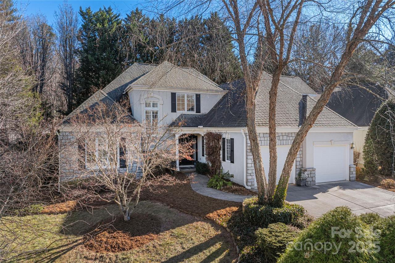 42 Tiverton Ln., Asheville, NC 28803
