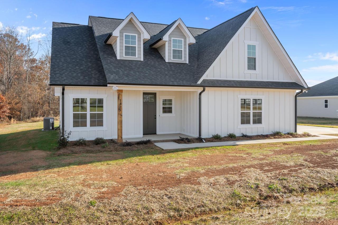 1325 Coppergate Dr., Salisbury, NC 28147