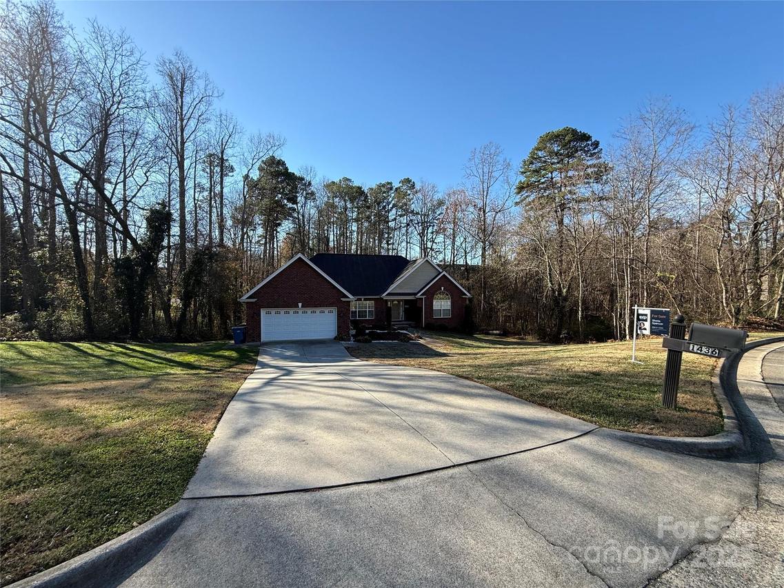 1436 20th Avenue Pl., Hickory, NC 28601