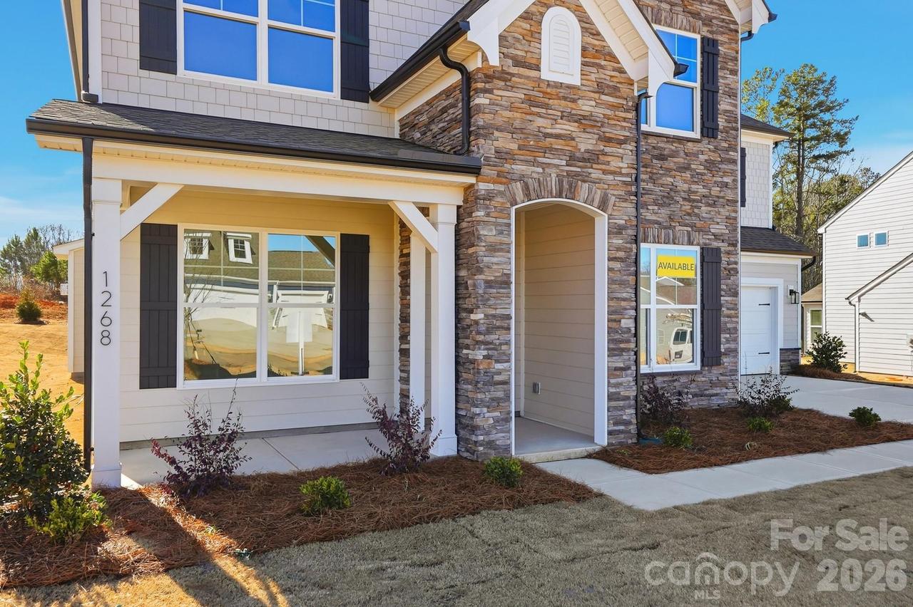 1268 Carrington Dr., Stanley, NC 28164