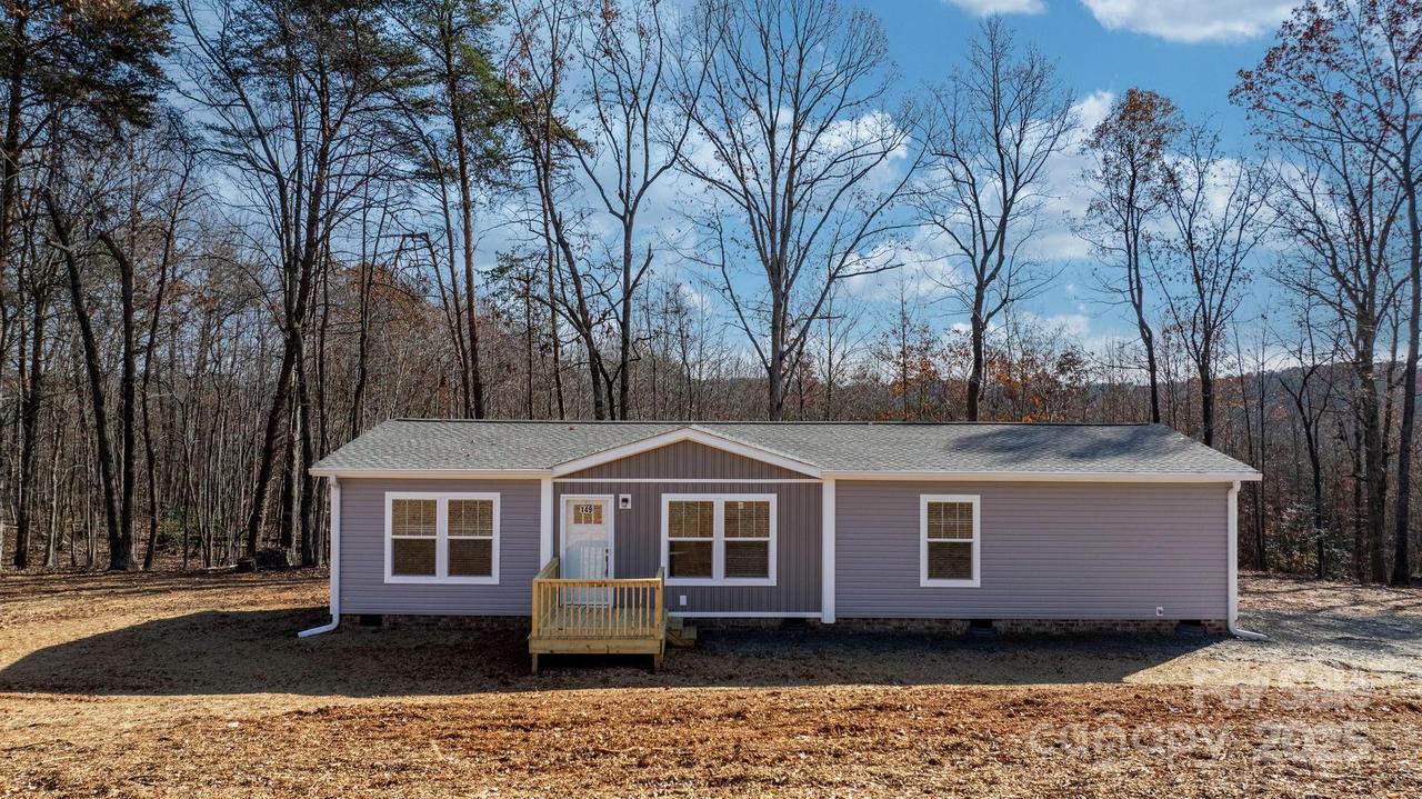 149 Oakstone Dr., Statesville, NC 28677