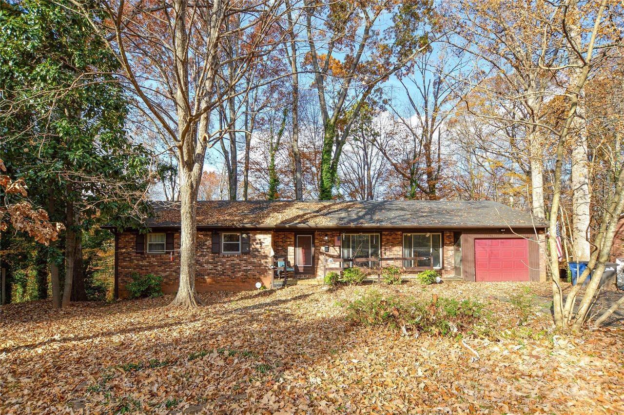 1405 Forest Park Dr. #1, Statesville, NC 28677