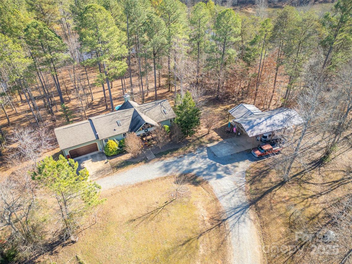 138 S Chatem Ct., Union Mills, NC 28167