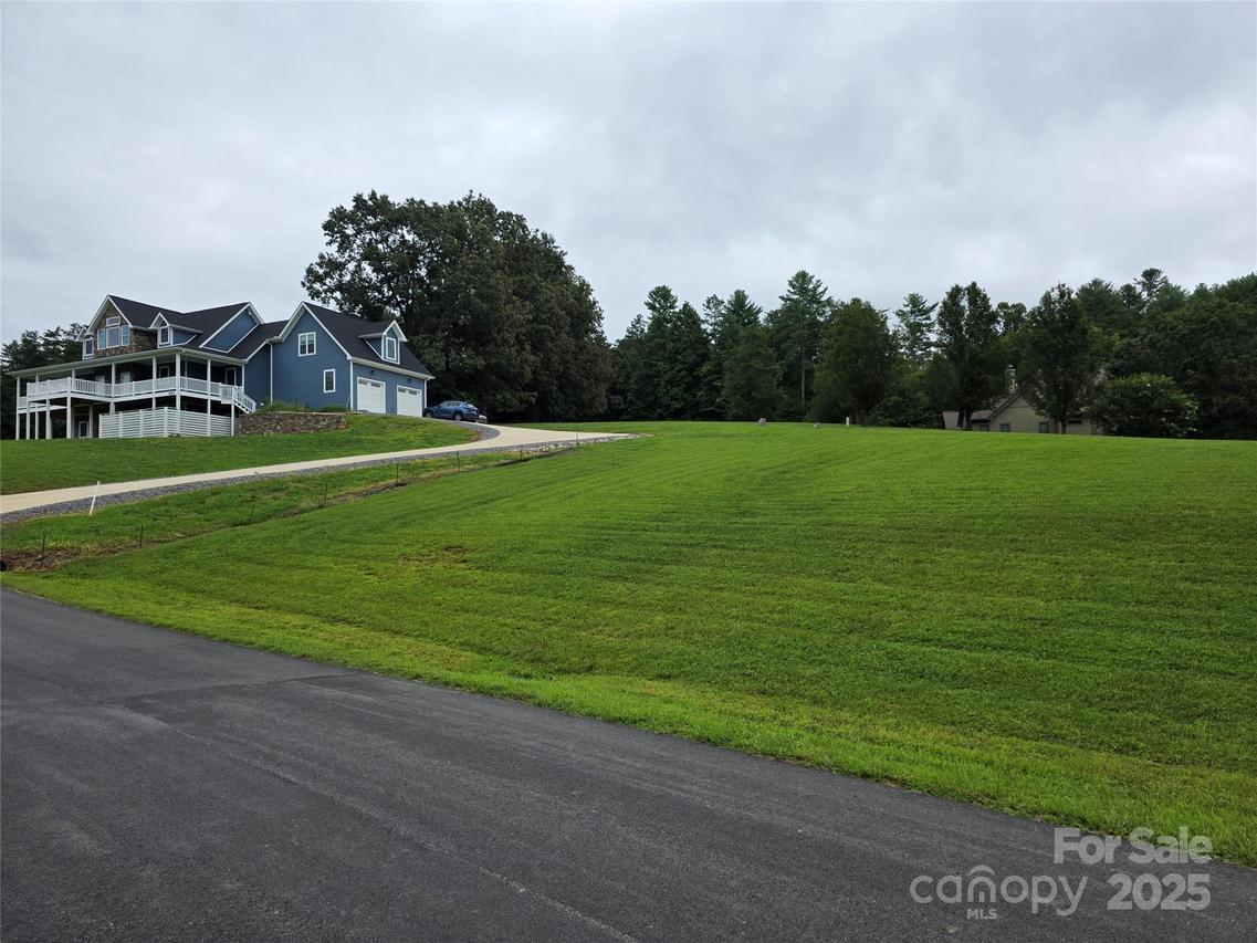 1020 Settlers Tr. #30, Mars Hill, NC 28754