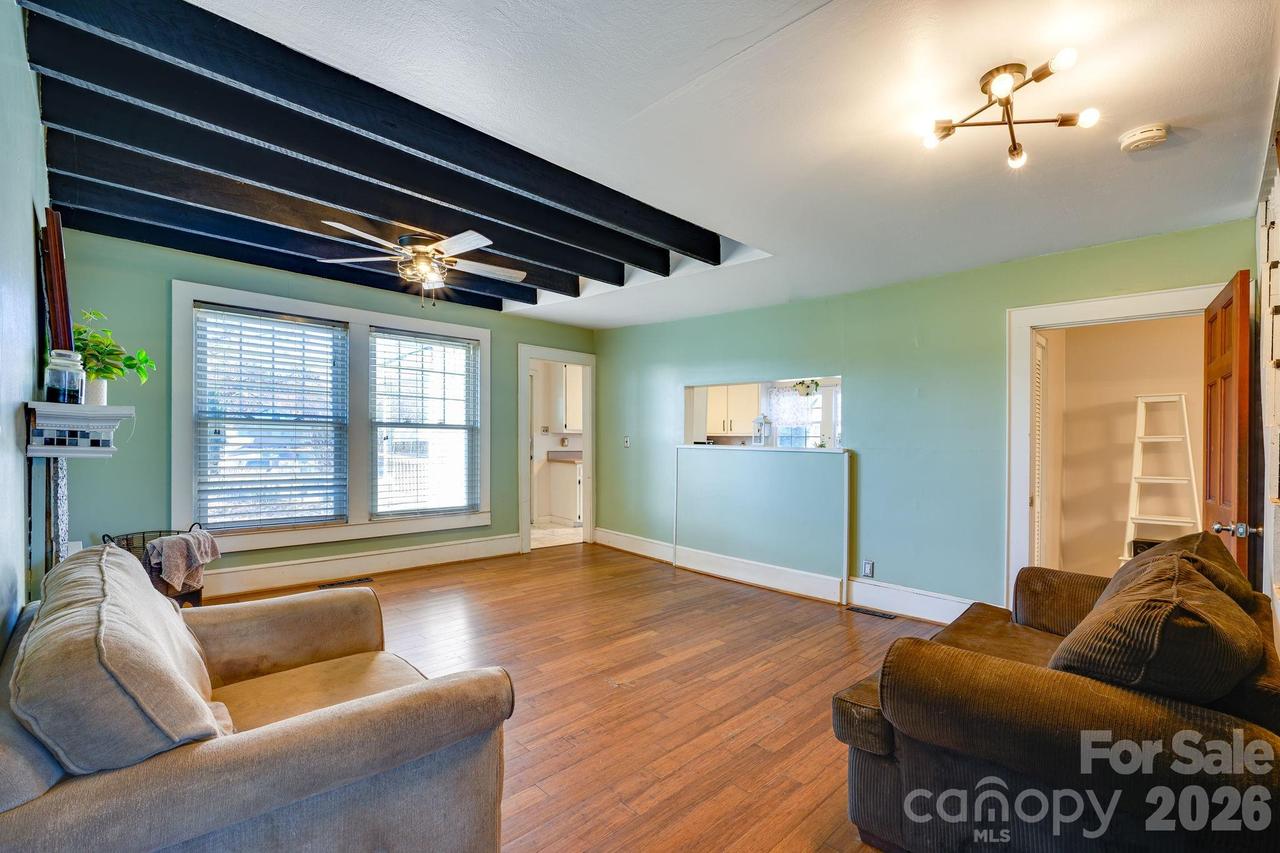 6362 Sherrills Ford Rd., Catawba, NC 28609