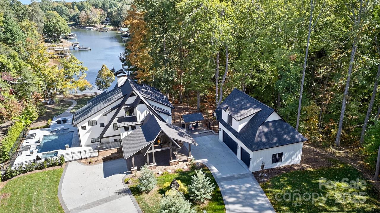 7508 Bankhead Rd., Denver, NC 28037