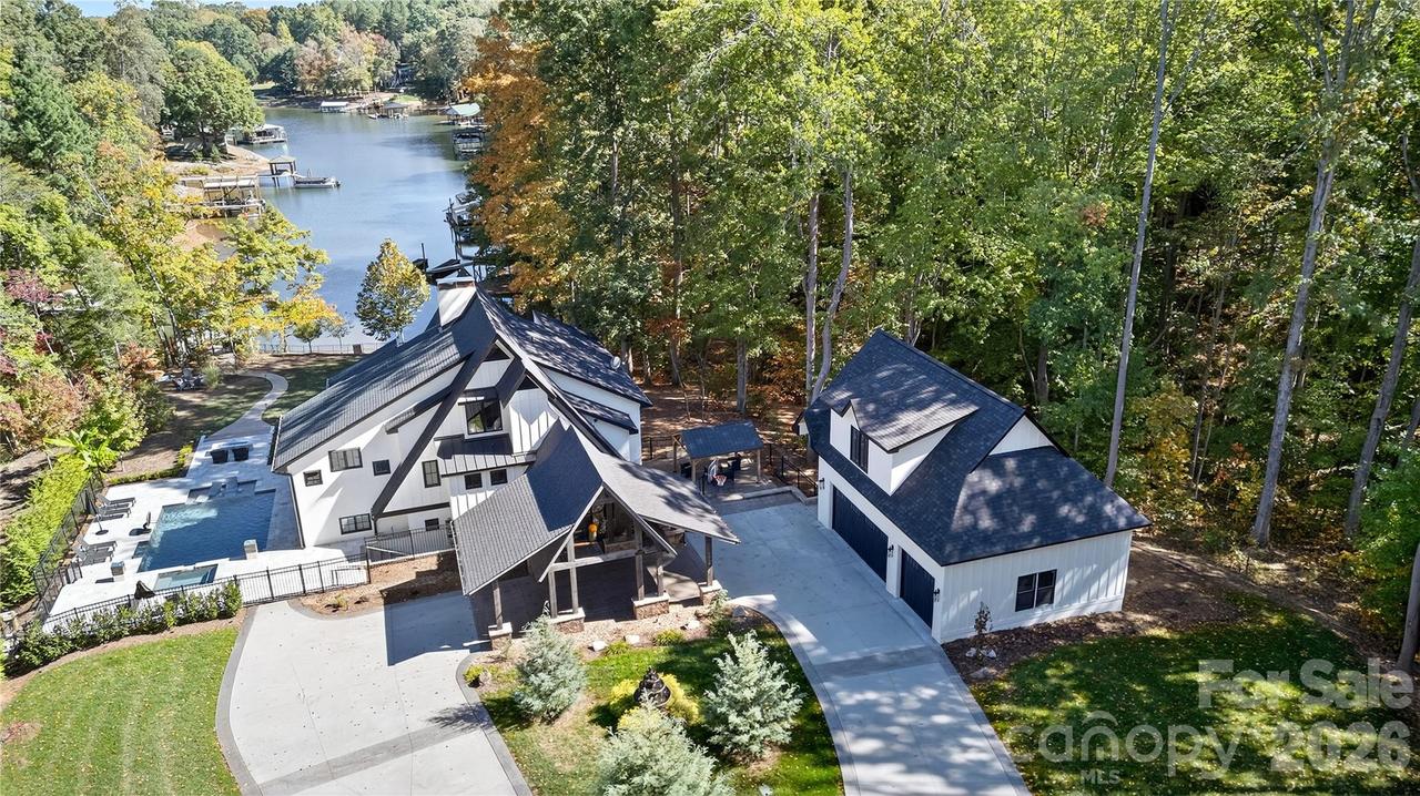 7508 Bankhead Rd., Denver, NC 28037